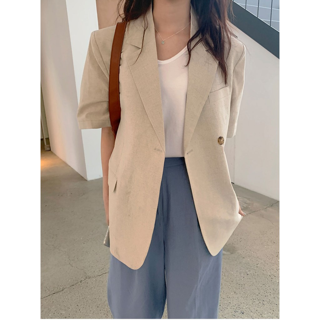 Bộ Áo Khoác Blazer Cotton Ngắn Tay Dáng Rộng Phối Nút + Quần Xinh Xắn | BigBuy360 - bigbuy360.vn
