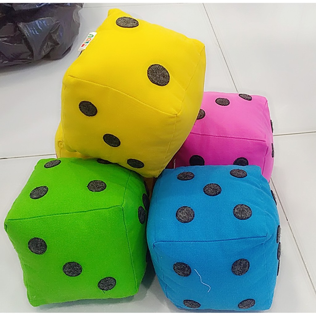 Banh xúc xắc vải chấm bi an toàn Tedu (Màu ngẫu nhiên)