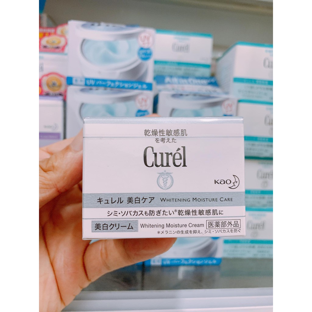 Kem dưỡng trắng Curel Whitening Moisture Cream