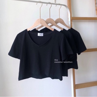 Áo croptop cổ tim trơn