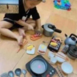 Sập sàn bộ đồ chơi nấu ăn 36 món