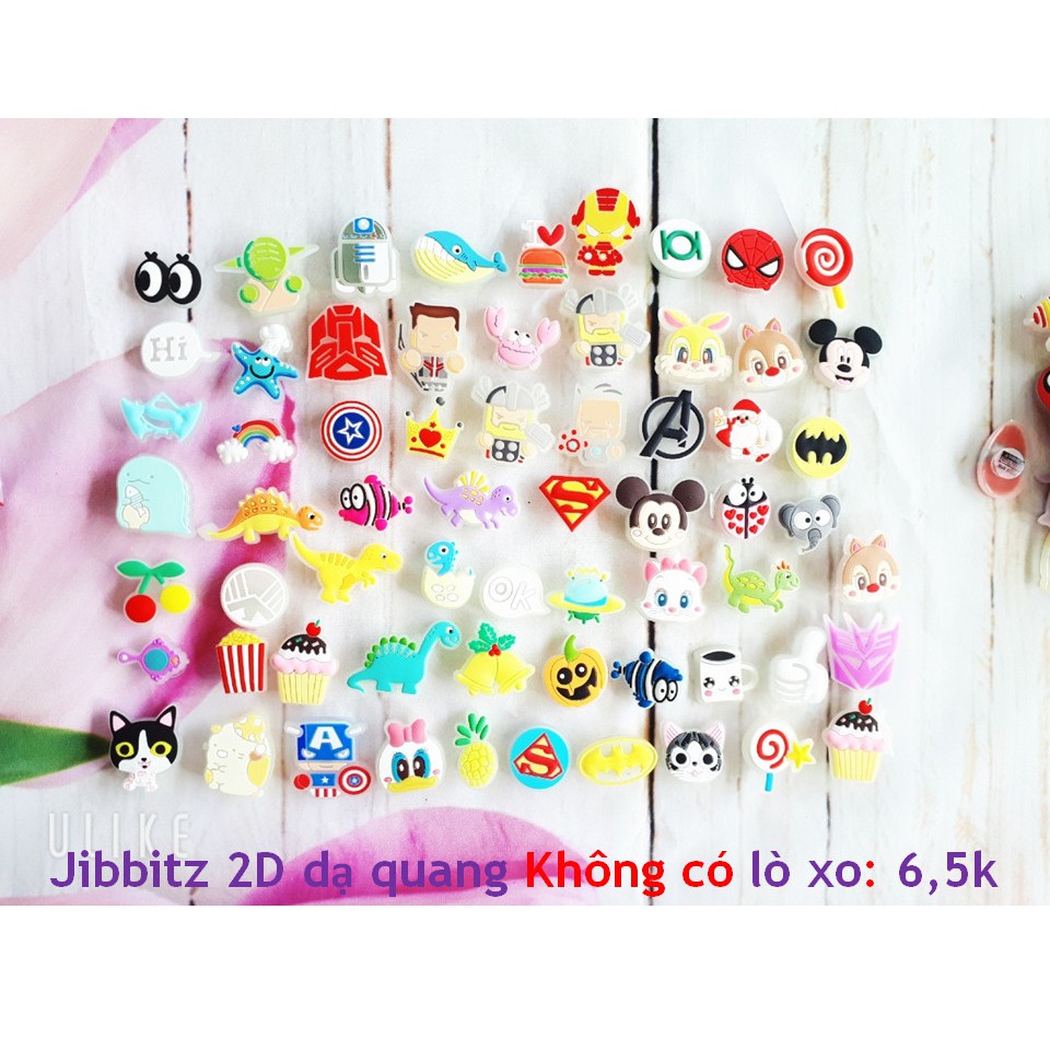 Jibbitz / Sticker phản quang gắn dép