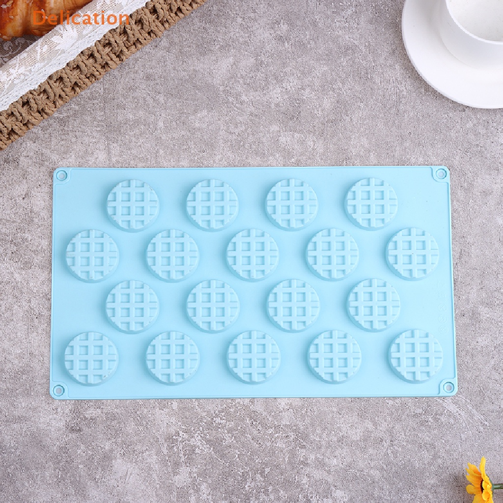 Khuôn Silicone Làm Bánh Waffle 18 Ô Hình Vuông DIY