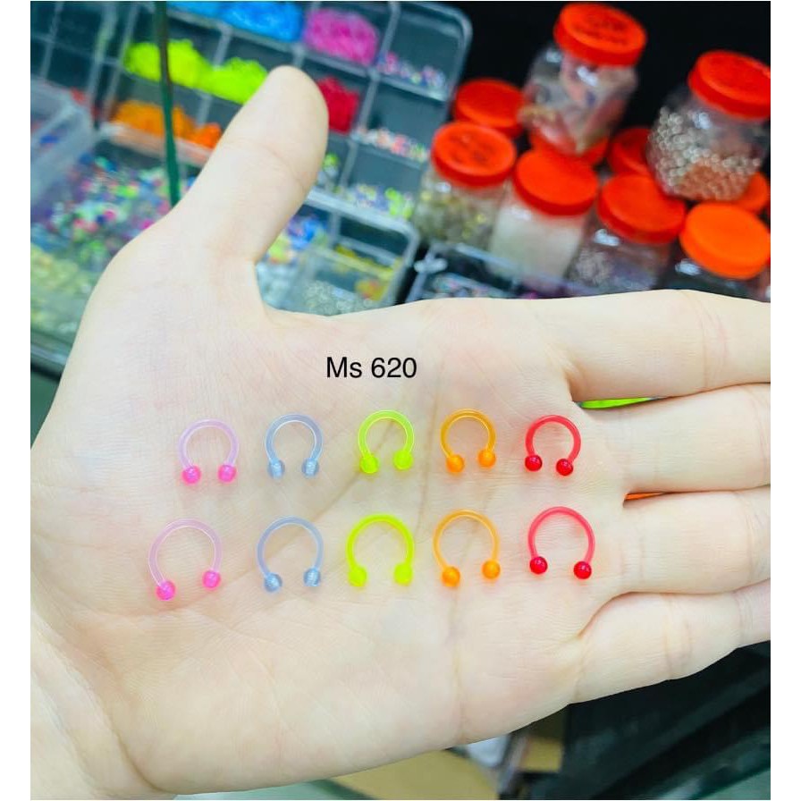 Khuyên chữ U dạ quang đủ size