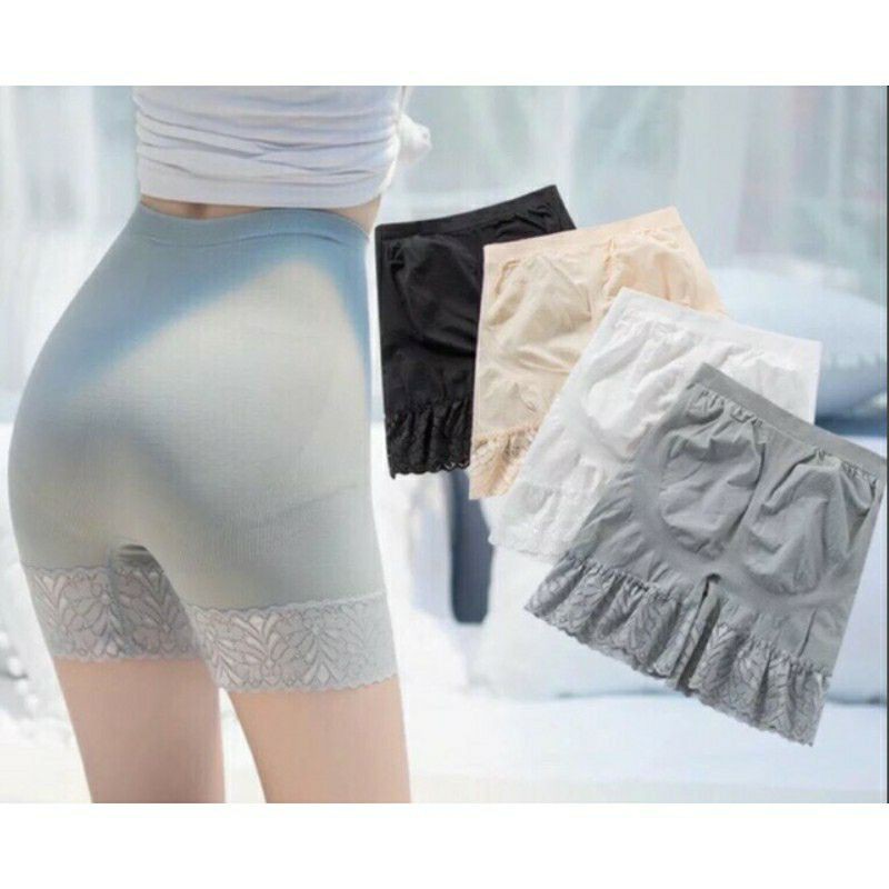 Quần đùi cotton mặc trong váy