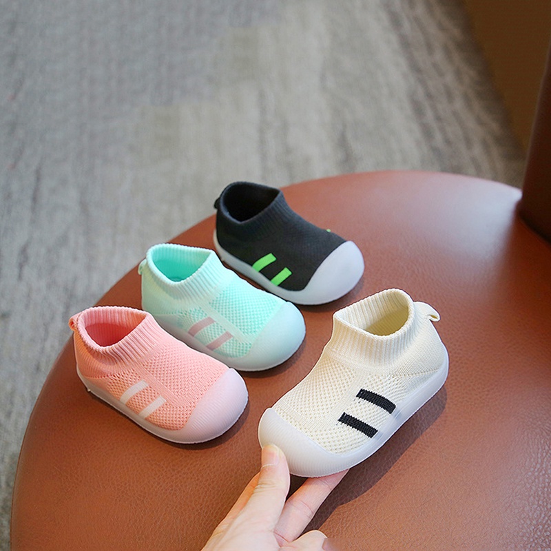 Giày Đế Mềm Phối Lưới Thoáng Khí Chống Trượt Cho Bé