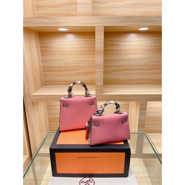 Túi xách dáng KELLY da bò form chuẩn như store