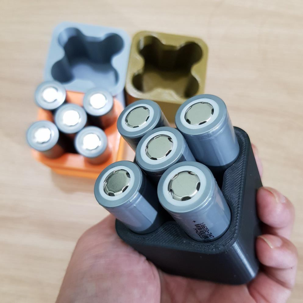 Khuôn đóng cell pin 18650, 5 cell lệch hàng dùng đóng pin Makita 12v