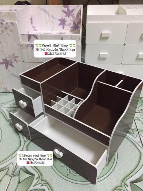 Kệ mỹ phẩm 35cm màu chocolate 12 ô son lọ cọ bên phải