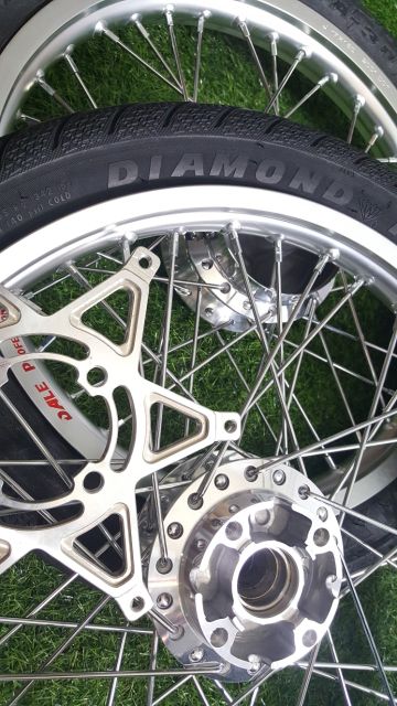 Bánh căm sonic đùm mạ crom kèm lòng cnc niềng nhôm thái full vỏ ruột maxxis trước sau lắp như zin cho sonic 150 msp 0118