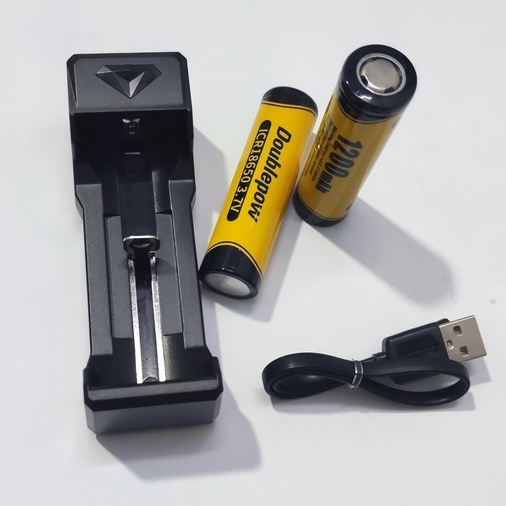 Đế Sạc UK41 Kèm 2 VIÊN Pin Sạc 18650