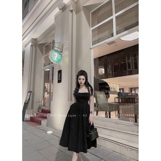 g8- đầm xoè 2 dây đen và Nude