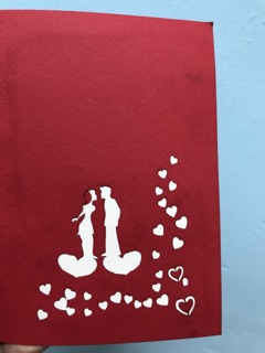 Thiệp 3d tình nhân hôn nhau
