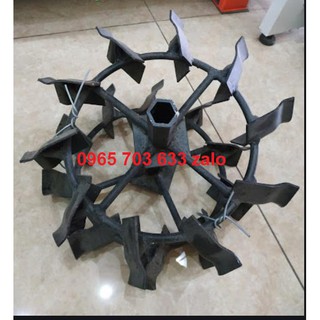 Bộ bánh bám hỗ trợ lưỡi cày để cày sâu hơn, chống trơn trượt.