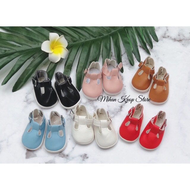 Giày cho búp bê 20cm