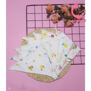 Khăn Quàng Cổ - Khăn Xô Tam Giác (có 2 cúc chỉnh)