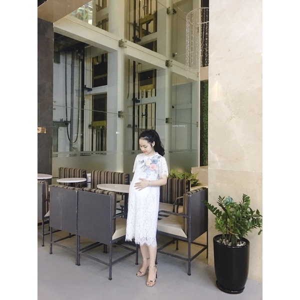 Đầm bầu ren Lamv