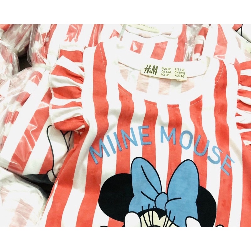 Váy sát nách kẻ đỏ Minnie cho bé gái hm size từ 12-32 cân