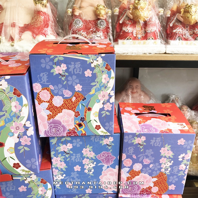 Mèo thần tài vẫy tay may mắn kinh doanh - mèo vẫy tay năng lượng mặt trời mini tặng hộp quà và gối