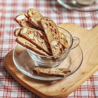 BÁNH ĂN KIÊNG BISCOTTI 100% NGUYÊN CÁM