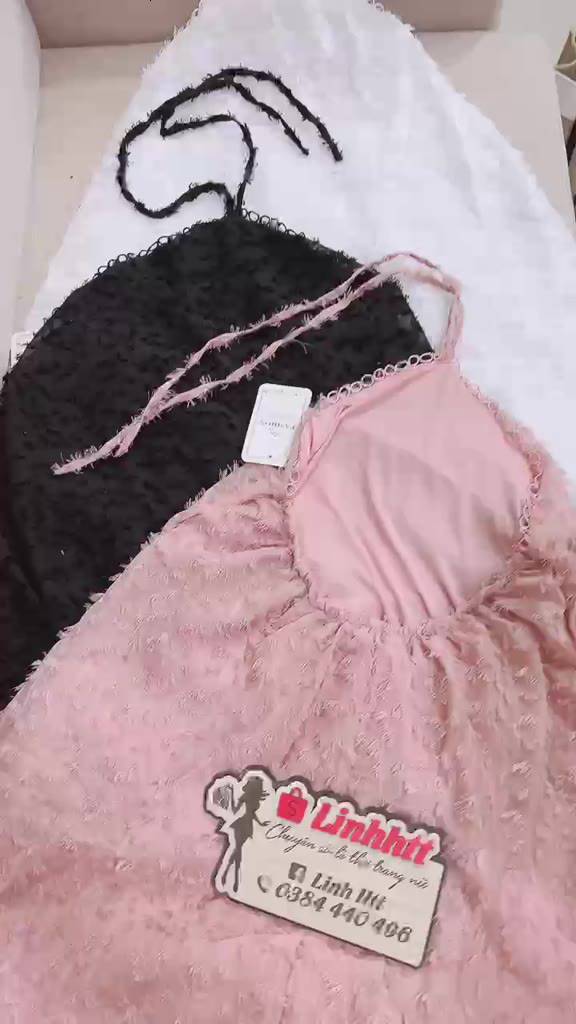 [CÓ MÚT]  ĐẦM CỔ YẾM LÔNG VŨ ĐẦM BBD GIẤU QUẦN HOA NỔI váy yếm lông vũ hở lưng váy cổ yếm lông vũ | BigBuy360 - bigbuy360.vn