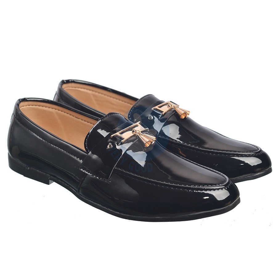 Giày lười nam da bóng chuông vàng - Vrg1290 - màu đen- MS8 | BigBuy360 - bigbuy360.vn