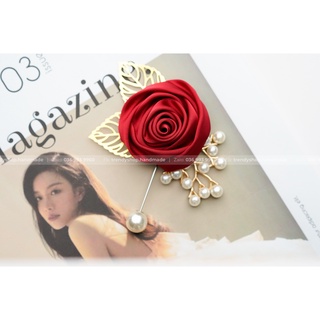 Hoa Cài Áo - Tag hoa hồng cuộn gắn cành trai - Hoa vải cài áo handmade