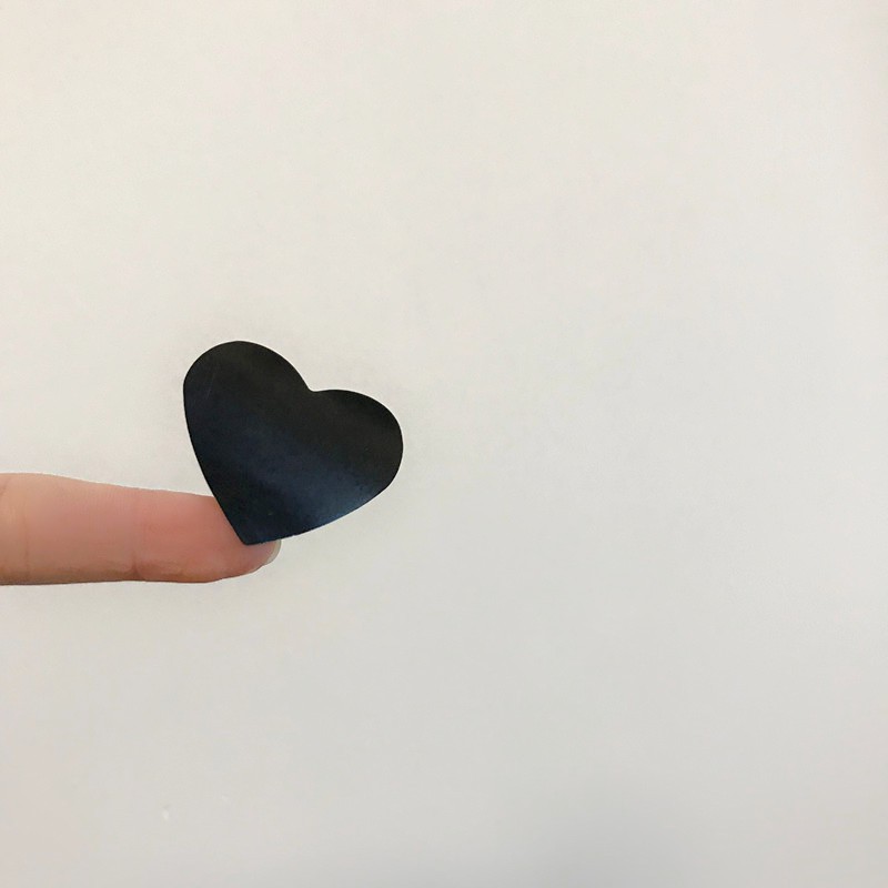 Miếng dán hình trái tim trang trí đa dụng