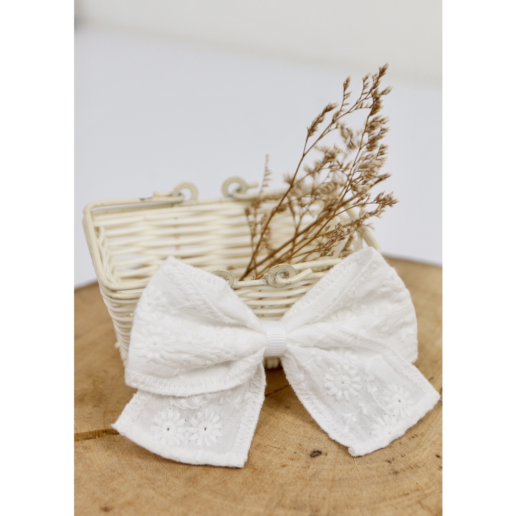 Mẫu nơ ren boi thêu Vintage dịu nhẹ cho da bé - Turban, bờm hay kẹp - Đủ kích cỡ cho bé từ 0 tháng tuổi.