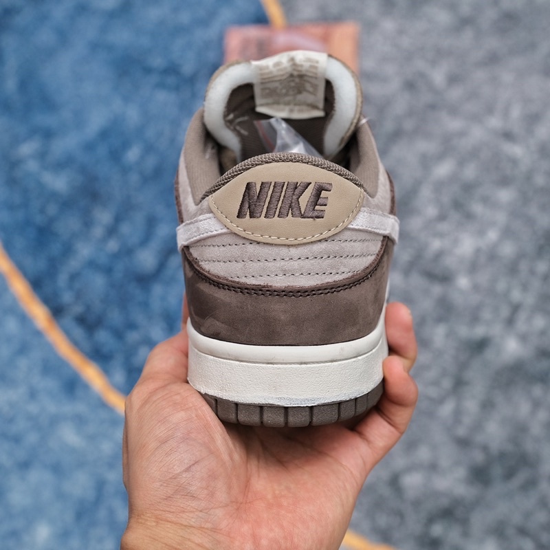 Giày Sneaker Cổ Thấp OTOMO KATSUHIRO X SB DUNK LOW “STEAMBOY OST” Grey Brown  - Nâu Swoosh Be