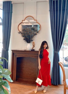 Maxi đỏ cổ yếm đuôi cá