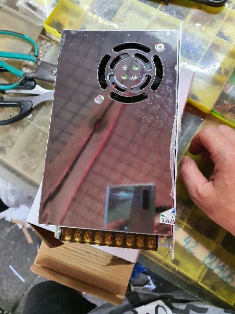 Nguồn 5V - 40A, 70a. M.Q: 0765563012