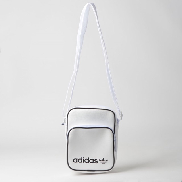 [ GIẢM 20k cho follower] Túi đeo chéo / túi mini bag ( trắng / đen ) | BigBuy360 - bigbuy360.vn