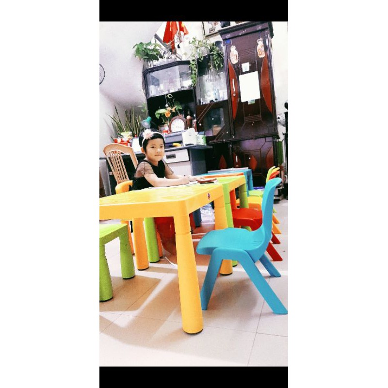 BÀN GHẾ TRẺ EM NHỰA SONG LONG  BỘ | BigBuy360 - bigbuy360.vn