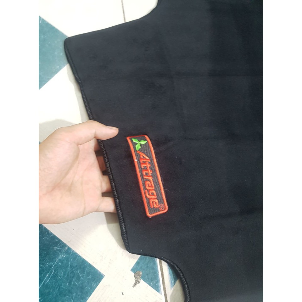 thảm táp lô nhung xe attrage