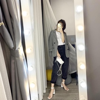 Vest kẻ đen trắng