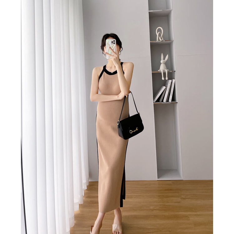 Đầm bầu body len Montoghi  cổ dạng yếm 2 màu dễ mặc
