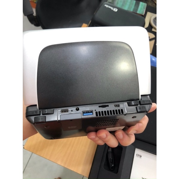 Laptop Mini GAMING GPD WIN 2 FULLBOX LIKENEW, màn cảm ứng, cực kỳ rõ đẹp, đã nâng cấp luôn SSD M2 512gb | BigBuy360 - bigbuy360.vn