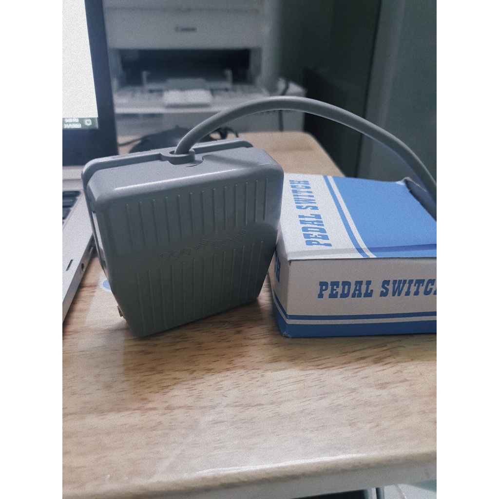 Công tắc bàn đạp TFS-201 / Foot switch TFS-201