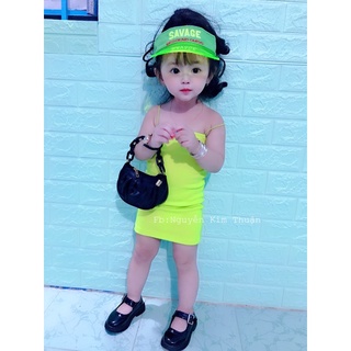 Đầm body hai dây cho bé