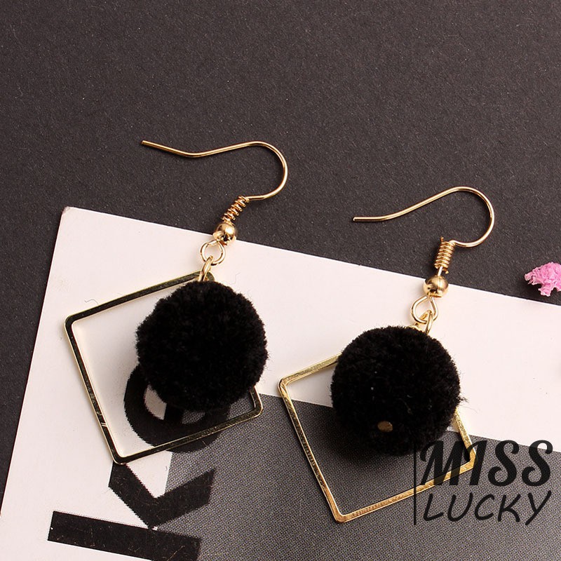 Bông tai phong cách cá tính thời trang dành cho nữ