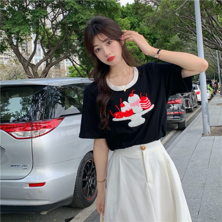 Áo Thun Tay Ngắn Cổ Thêu Mới Cho Nữ