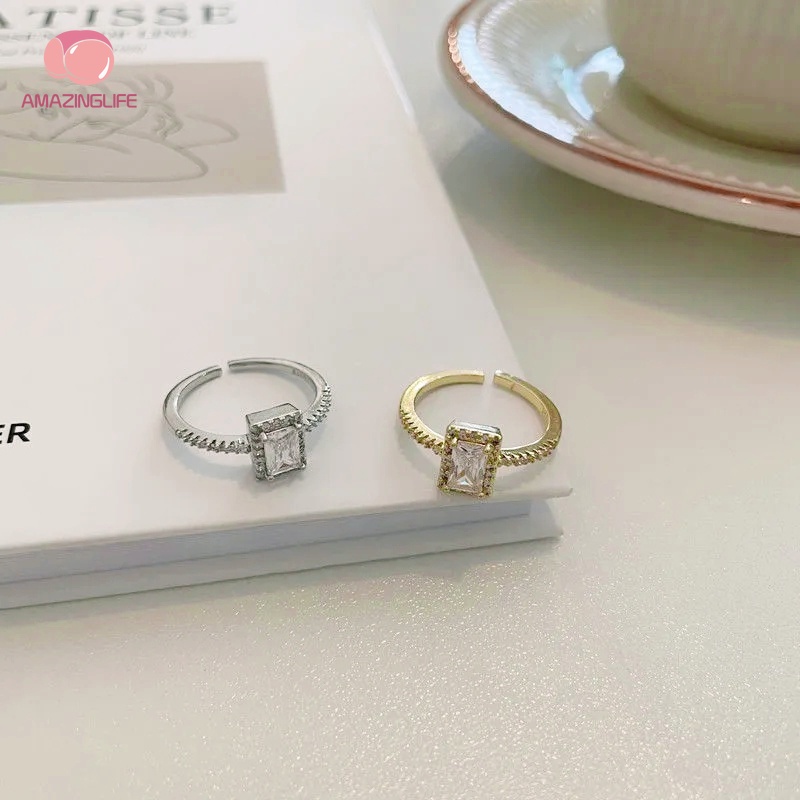 Nhẫn Hở Đính Đá Zircon Hình Vuông Sang Trọng