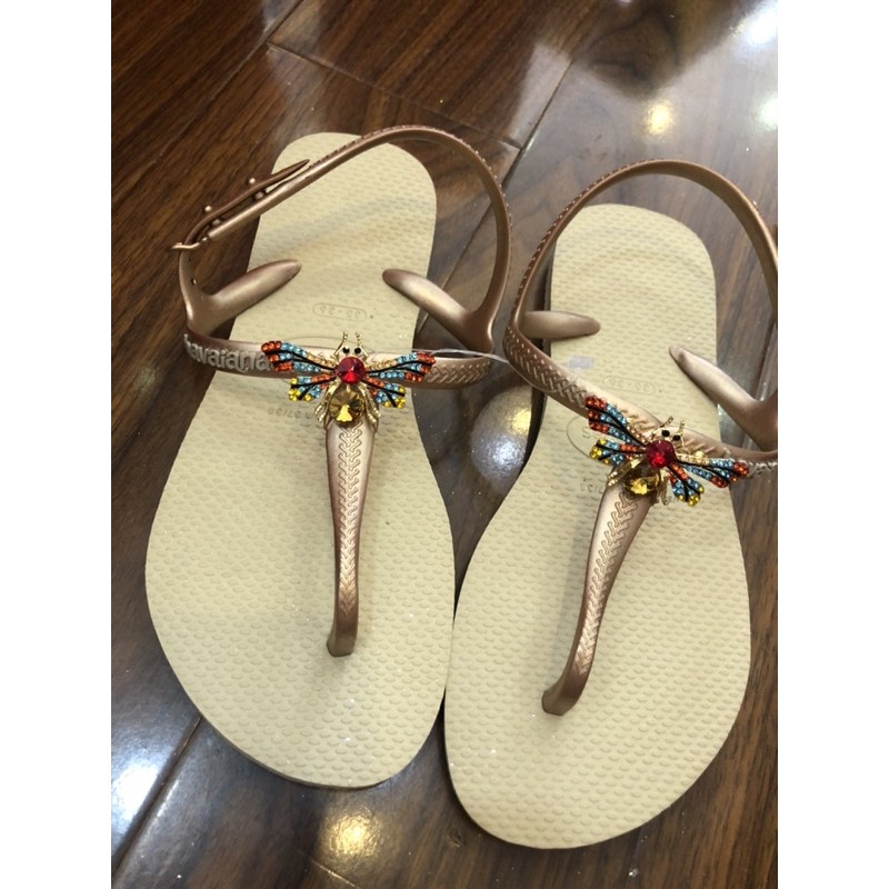 Sandanl havaianas twish gold nhạt phối charm