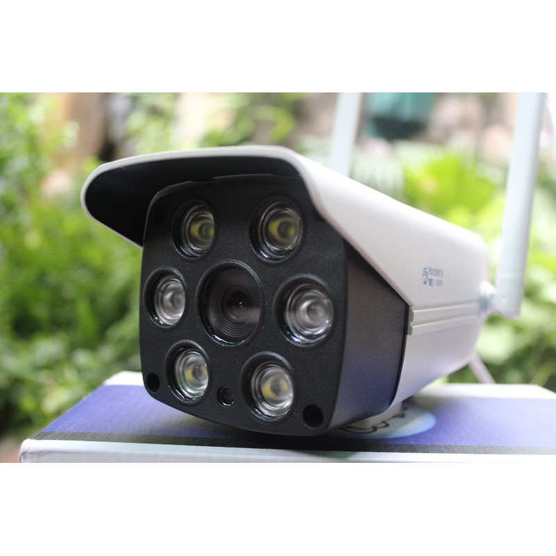 [Mã 267ELSALE hoàn 7% đơn 300K] Camera yoosee IP025 - HD1080 chống trộm, chống nước, quay có màu ban đêm+ Thẻ nhớ 32GB | BigBuy360 - bigbuy360.vn