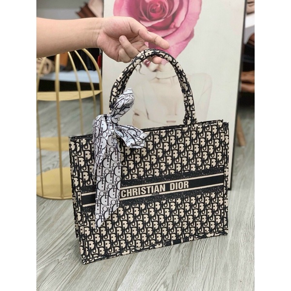 Túi công sở size 36cm đior kèm khăn +ảnh thật