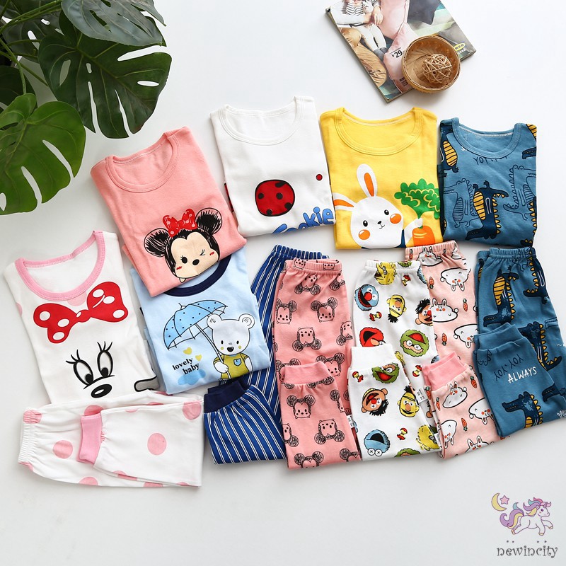 Bộ Áo Thun + Quần Dài In Họa Tiết Hoạt Hình Cho Bé