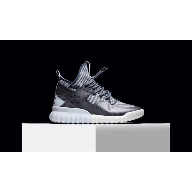 Giày thể thao Adidas tubular X