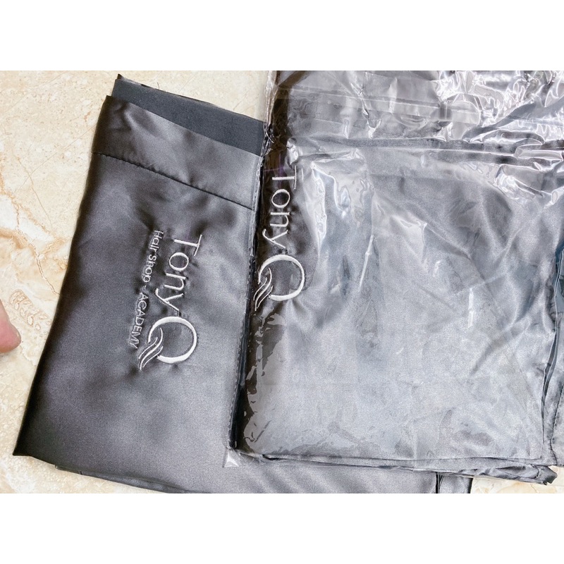 Áo choàng lụa satin màu ghi salon-spa-makeup