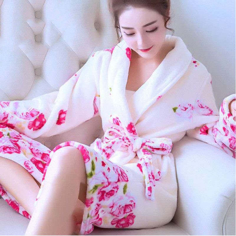 Áo Choàng Ngủ Dáng Dài Chất Liệu Flannel Dày Dặn Giữ Ấm Mùa Đông Cho Nữ